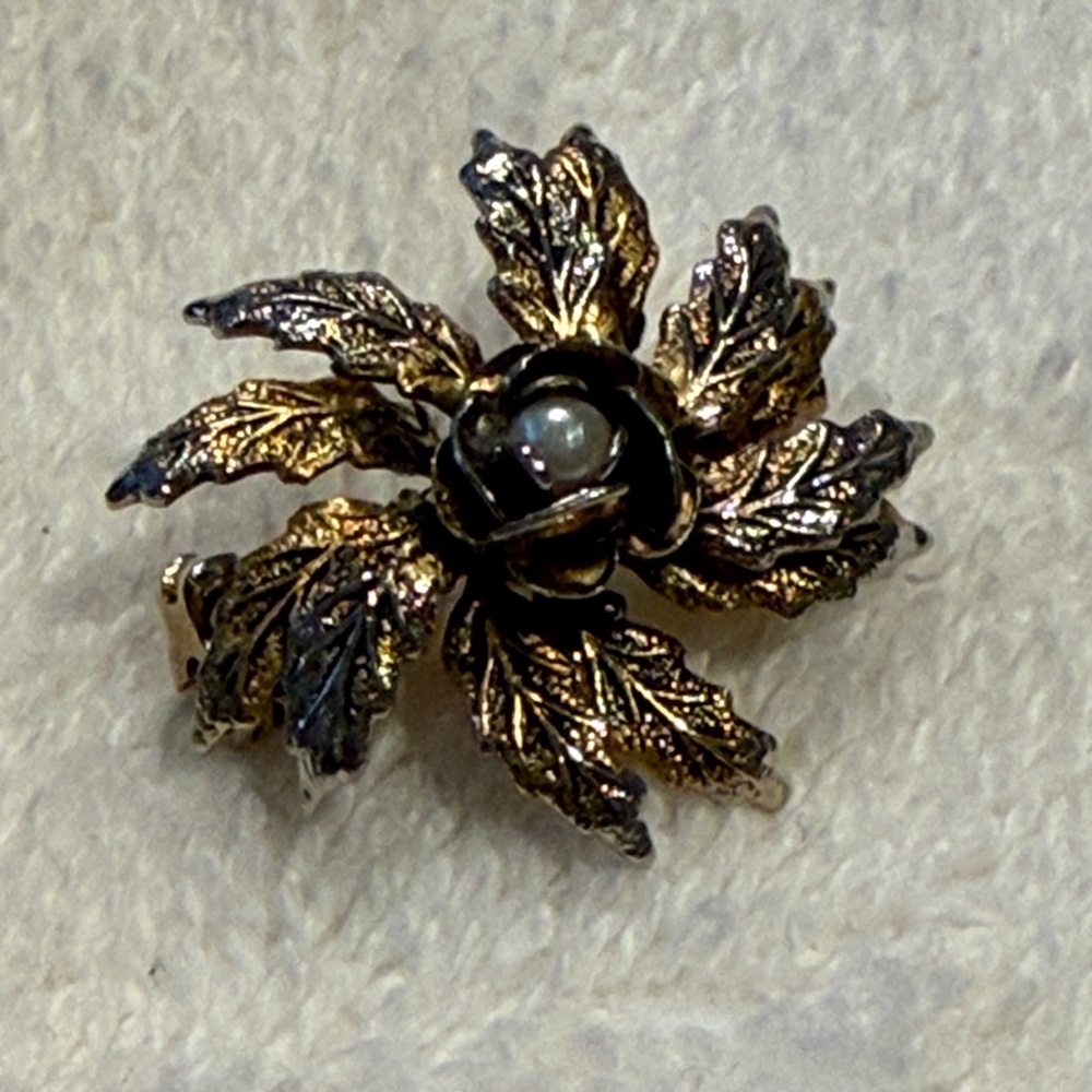 Gold Leaf Brooch with Pearl Accent